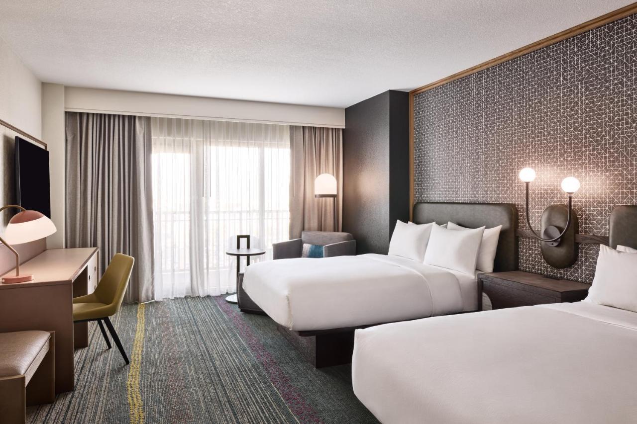 Renaissance Phoenix Hotel&spa Hotel